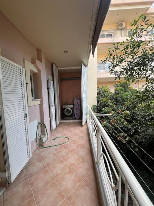 Διαμέρισμα Κοντά Στη Θάλασσα Στην Πολη Κυπαρισσια คิปปาริสเซีย ภายนอก รูปภาพ